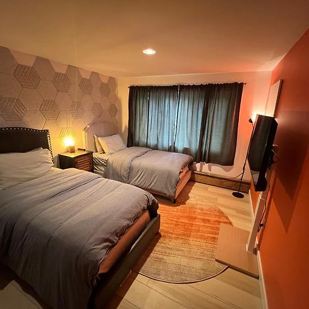 好丘。Hacho House Bed & Breakfast Йелоунайф Екстериор снимка